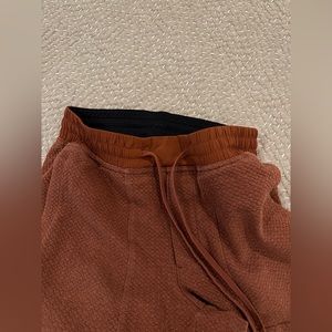 Lululemon at ease joggers size small 29”